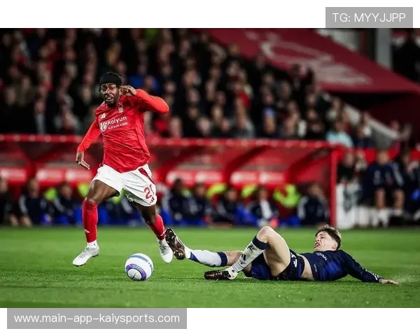 曼城神秘受伤，红魔俱乐部医生紧急介入