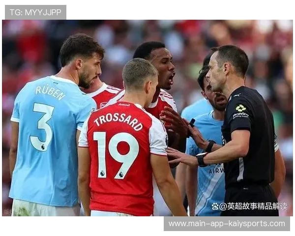 福登与中场核心的配合成为球队攻势发动的发动机，福登过人集锦