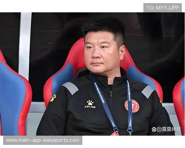 张岩加盟辽宁铁人,出任沈阳球队首发门将 张岩加盟辽宁铁人,出任沈阳球队首发门将